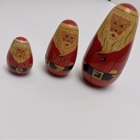 Vintage ⚜️♥️⚜️ Santa Family Christmas Russian Nesting Dolls Set of 3 - Picture 3 of 11